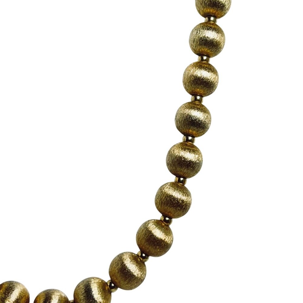 Vintage Napier Gold Tone Necklace With Hidden Ball Box Clasp Signed (5694) - Picture 3 of 6